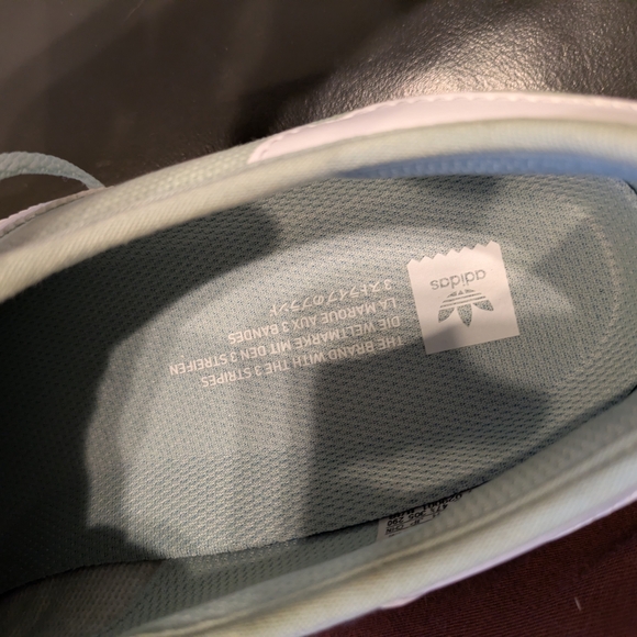 Adidas Men's Mint Green Sneakers with White Stripes - Picture 8 of 9